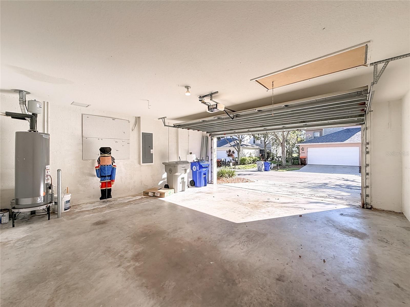 Image 46 of 58 For 1531 Par Court