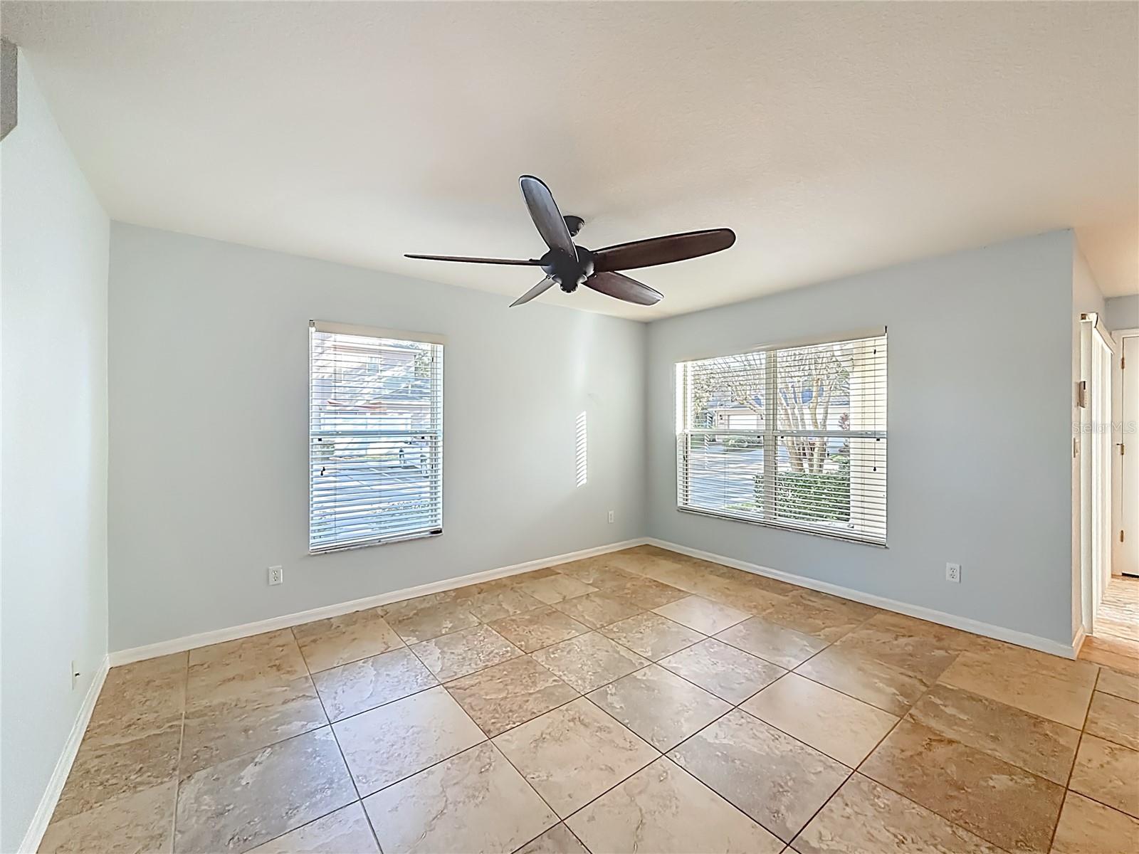 Image 9 of 58 For 1531 Par Court