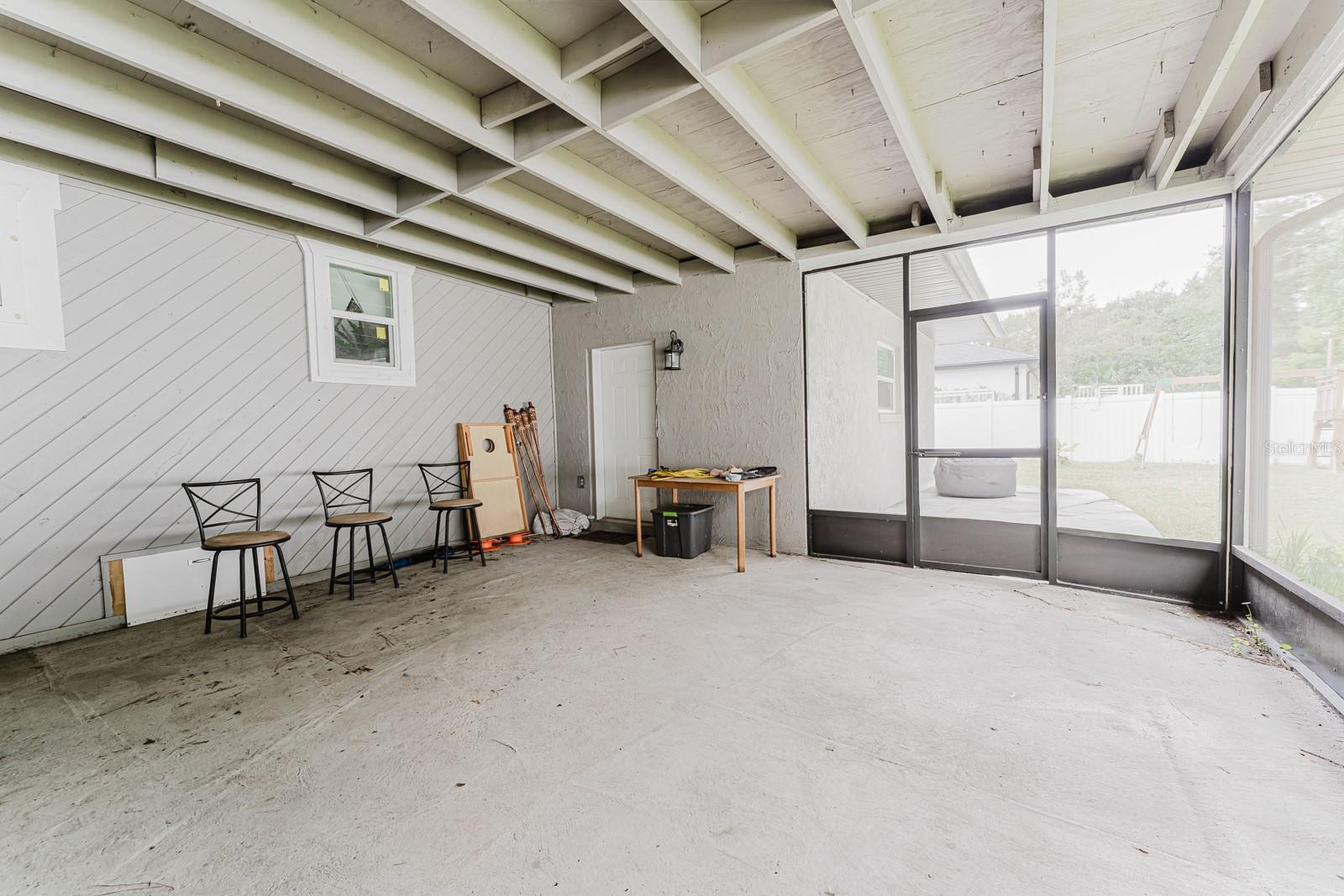 Image 21 of 26 For 1810 Blackston Avenue