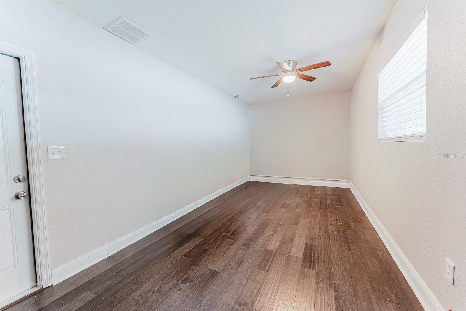 Image 23 of 26 For 1810 Blackston Avenue