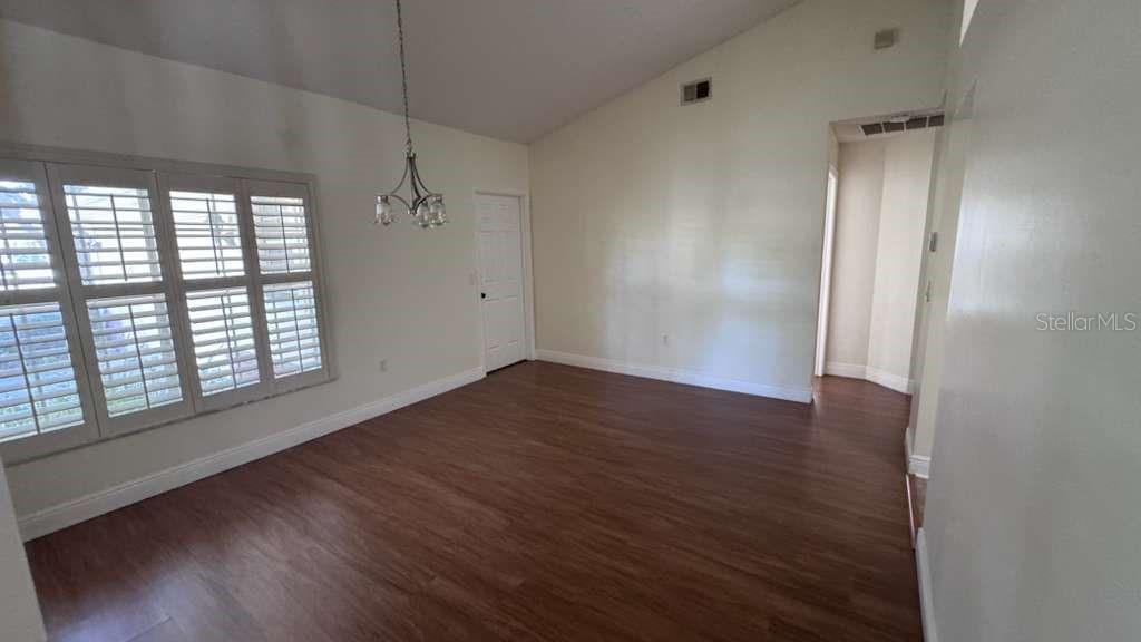 Image 11 of 19 For 10106 Stanton Court