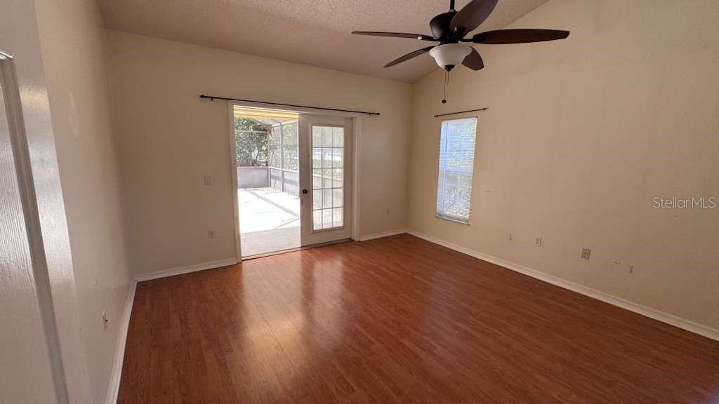 Image 7 of 19 For 10106 Stanton Court