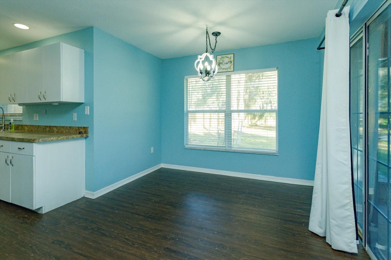 Image 11 of 25 For 310 Berckman Street