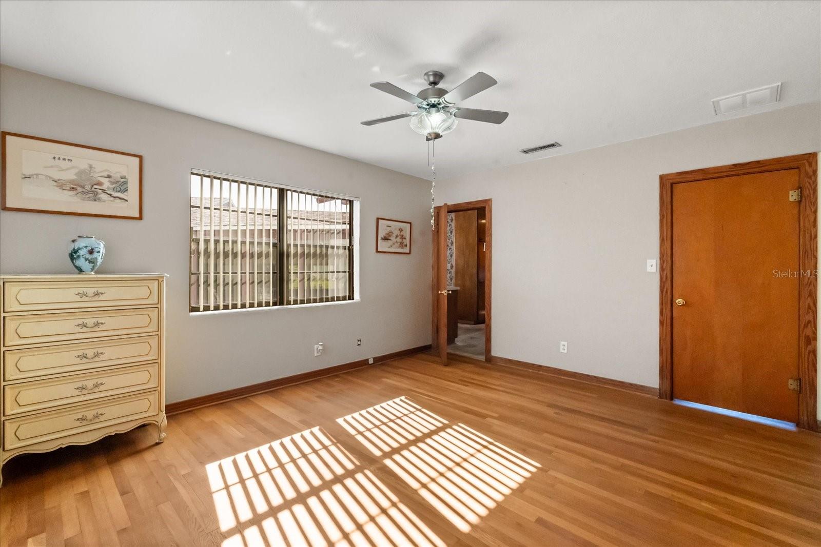 Image 6 of 32 For 205 Surprise Drive