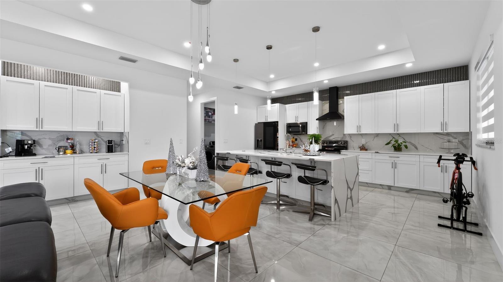 Image 4 of 27 For 1903 El Dorado Boulevard N