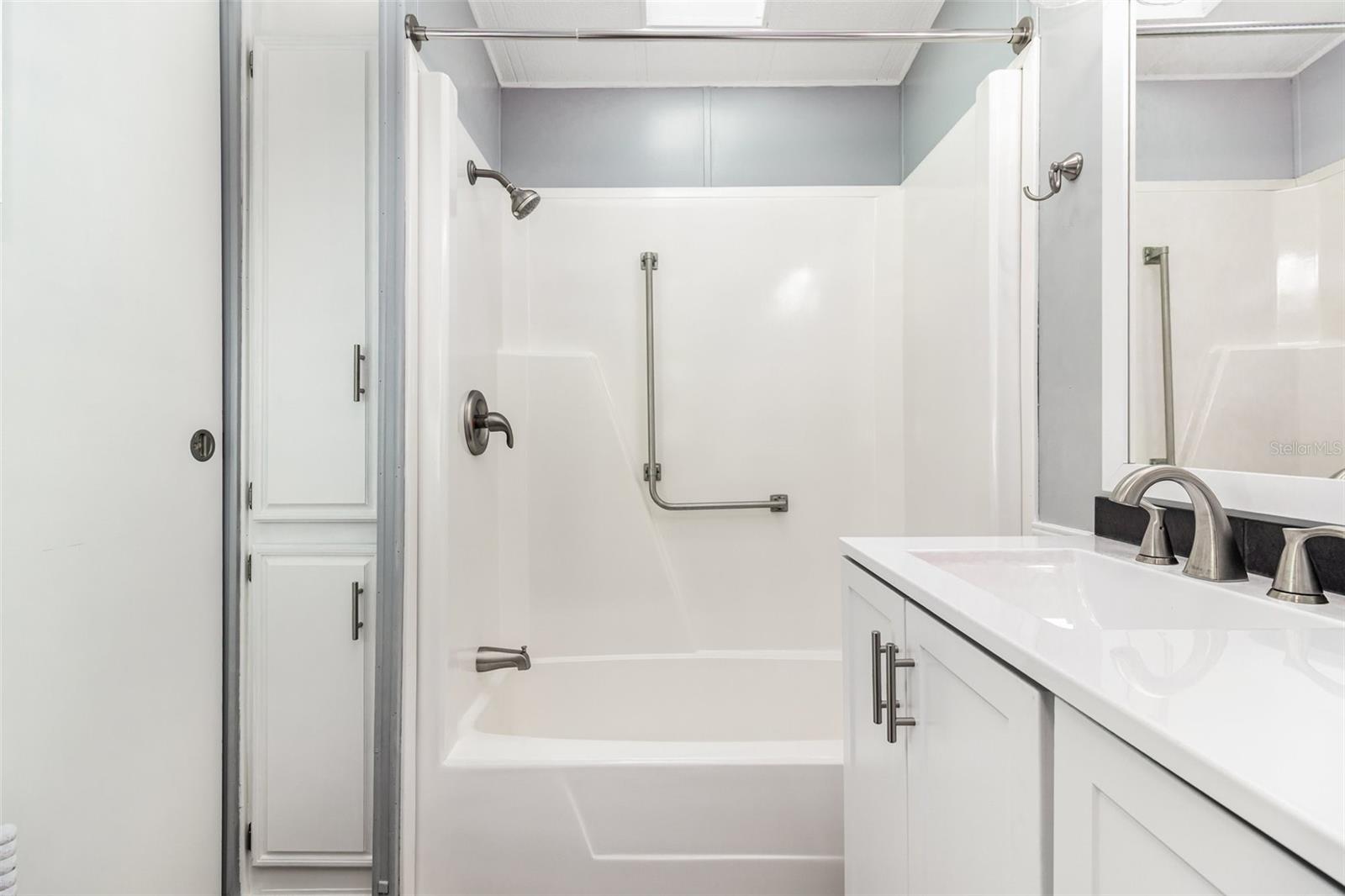 Image 22 of 25 For 9000 Us Highway 192 412