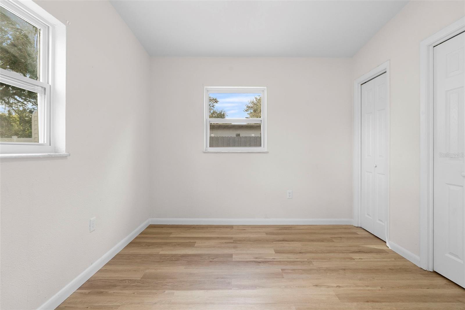 Image 36 of 47 For 3202 Kathleen Drive