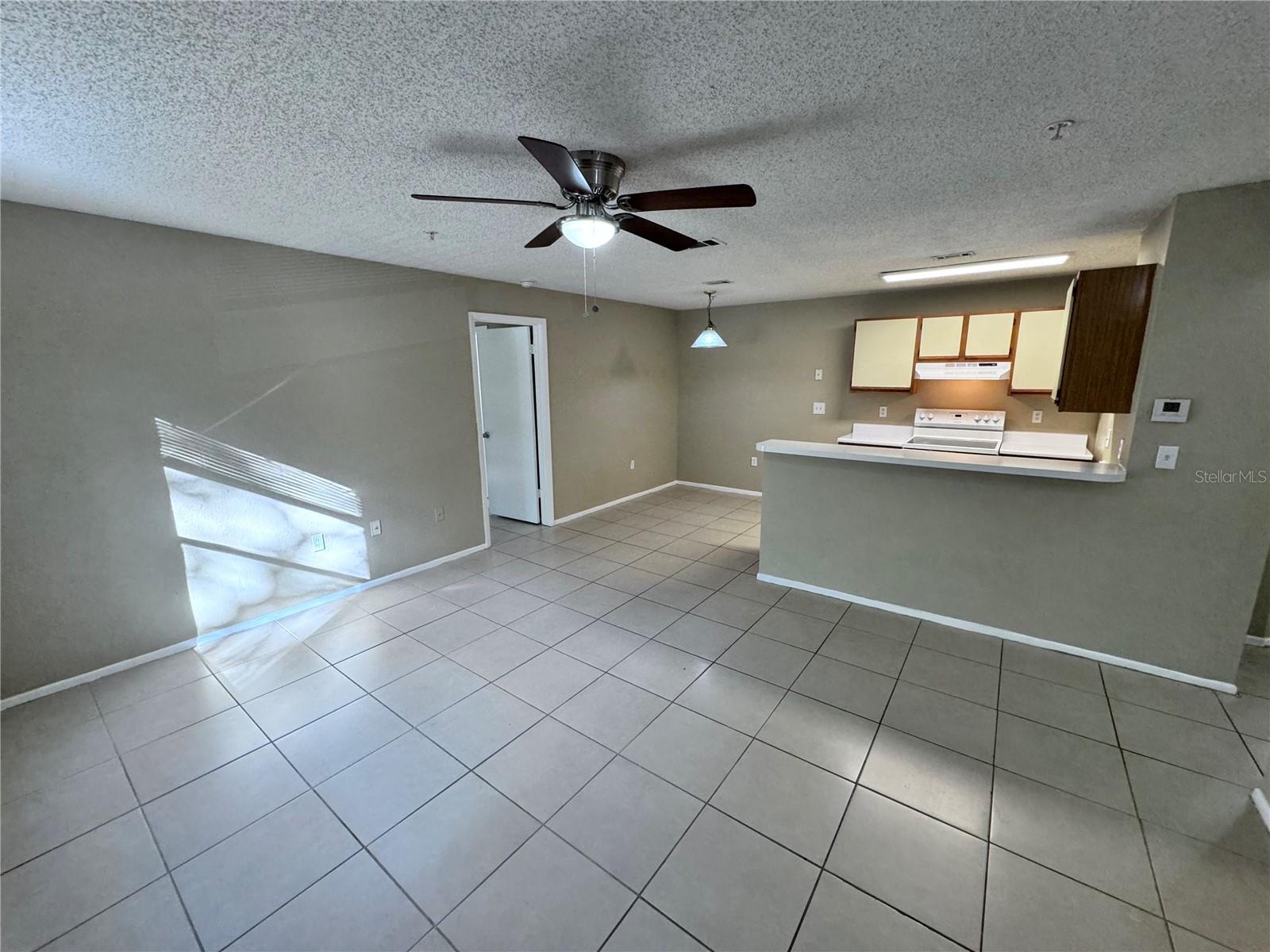 Image 5 of 24 For 629 Dory Lane 202