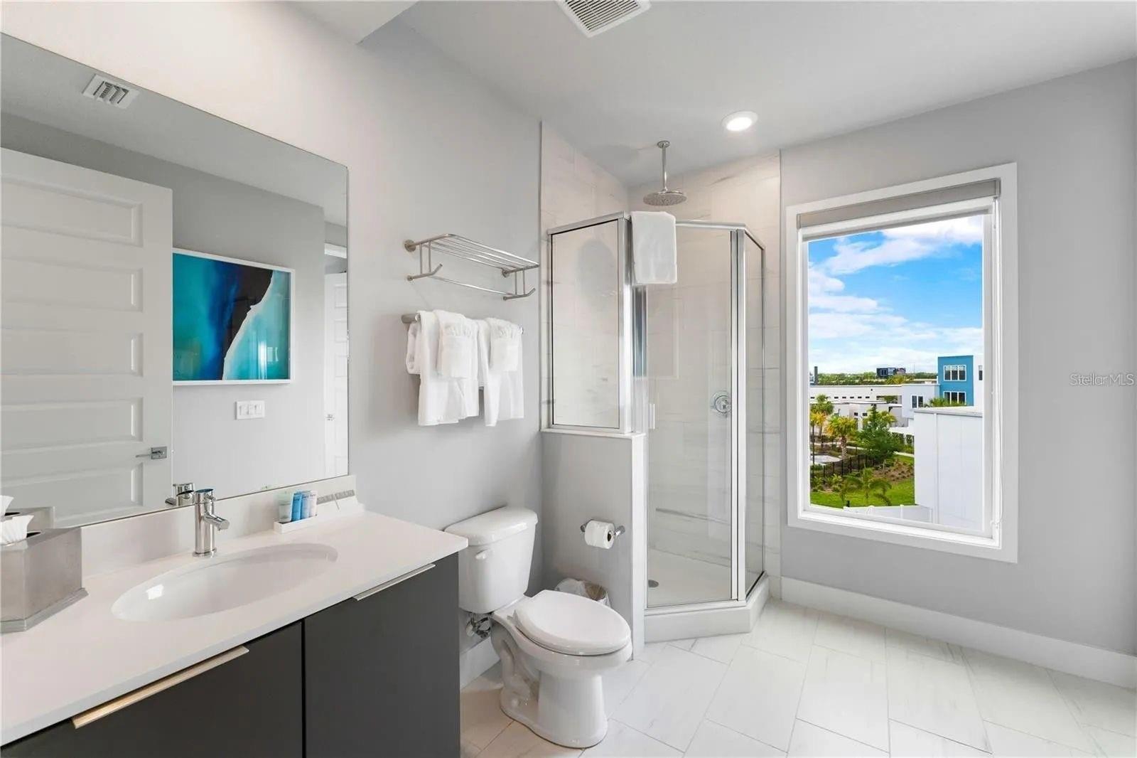 Image 15 of 72 For 7740 Sandy Ridge Drive 211