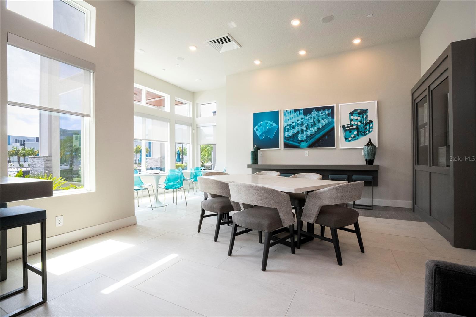 Image 27 of 72 For 7740 Sandy Ridge Drive 211