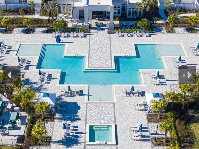 Image 31 of 72 For 7740 Sandy Ridge Drive 211