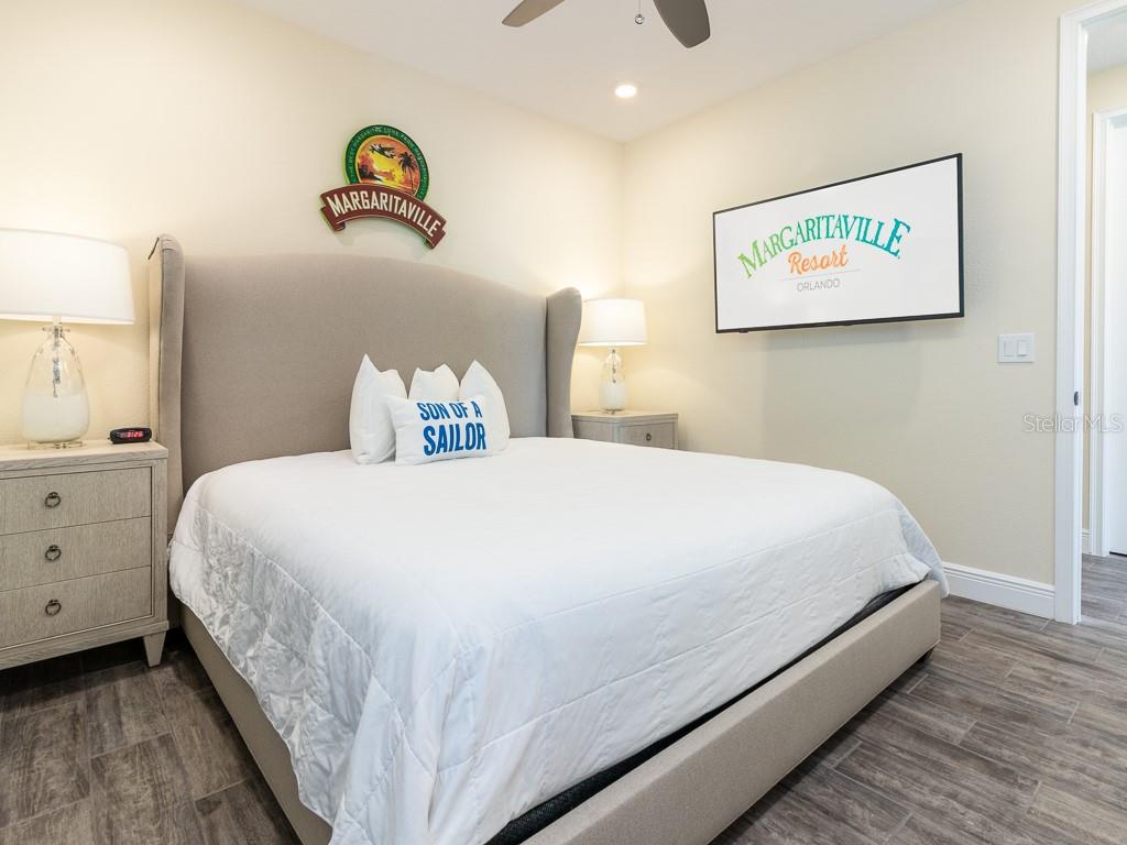 Image 33 of 86 For 3016 Parrot Head Place