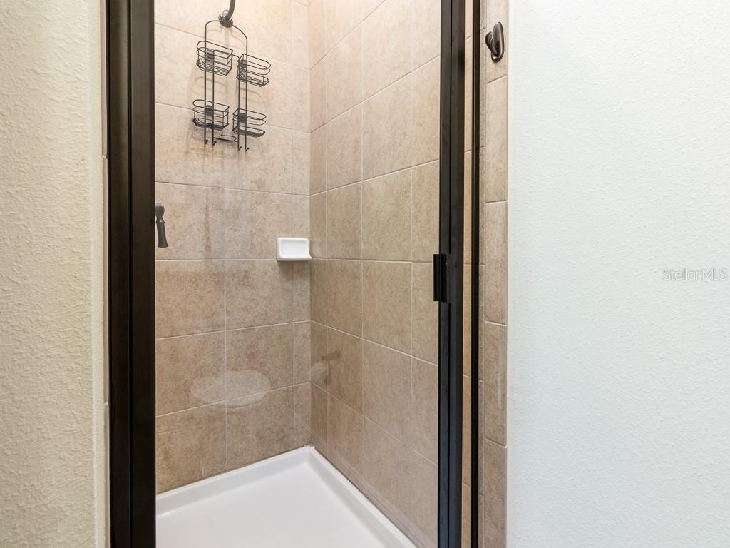 Image 34 of 86 For 3016 Parrot Head Place