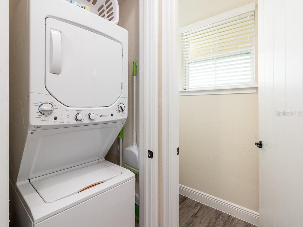 Image 35 of 86 For 3016 Parrot Head Place