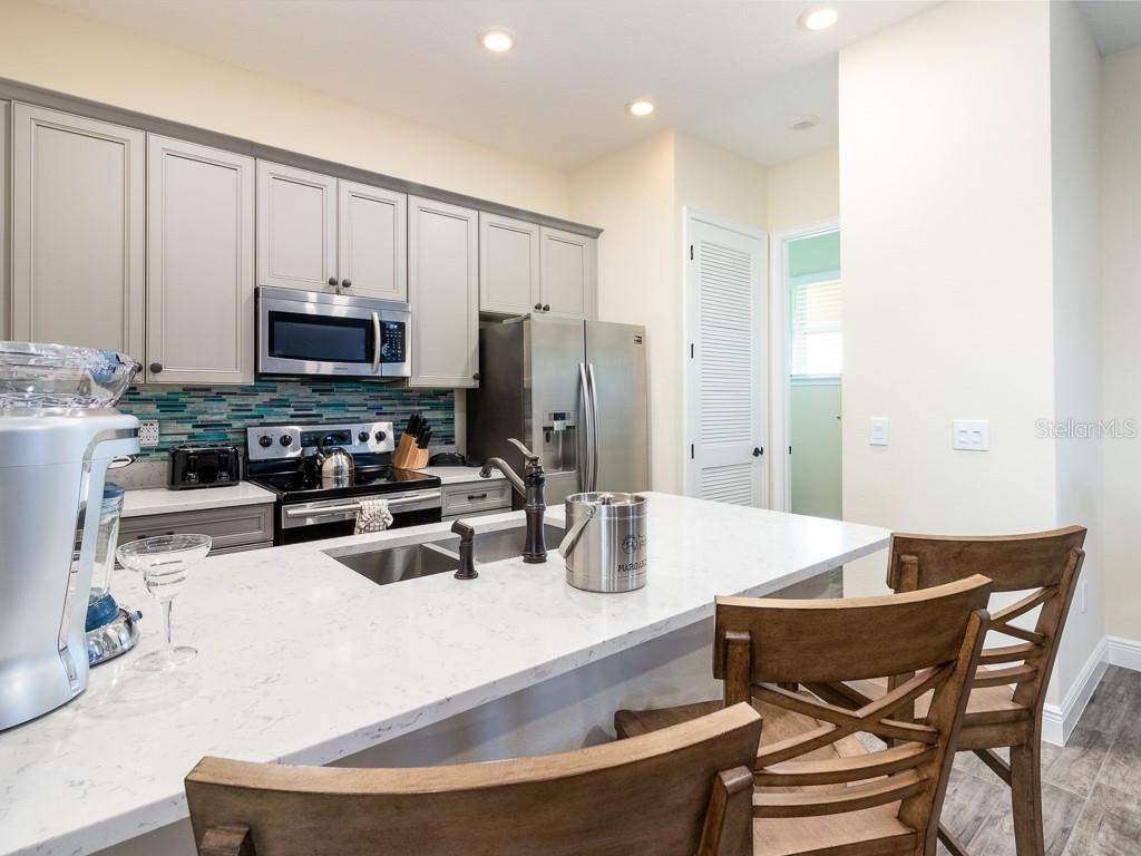 Image 6 of 86 For 3016 Parrot Head Place