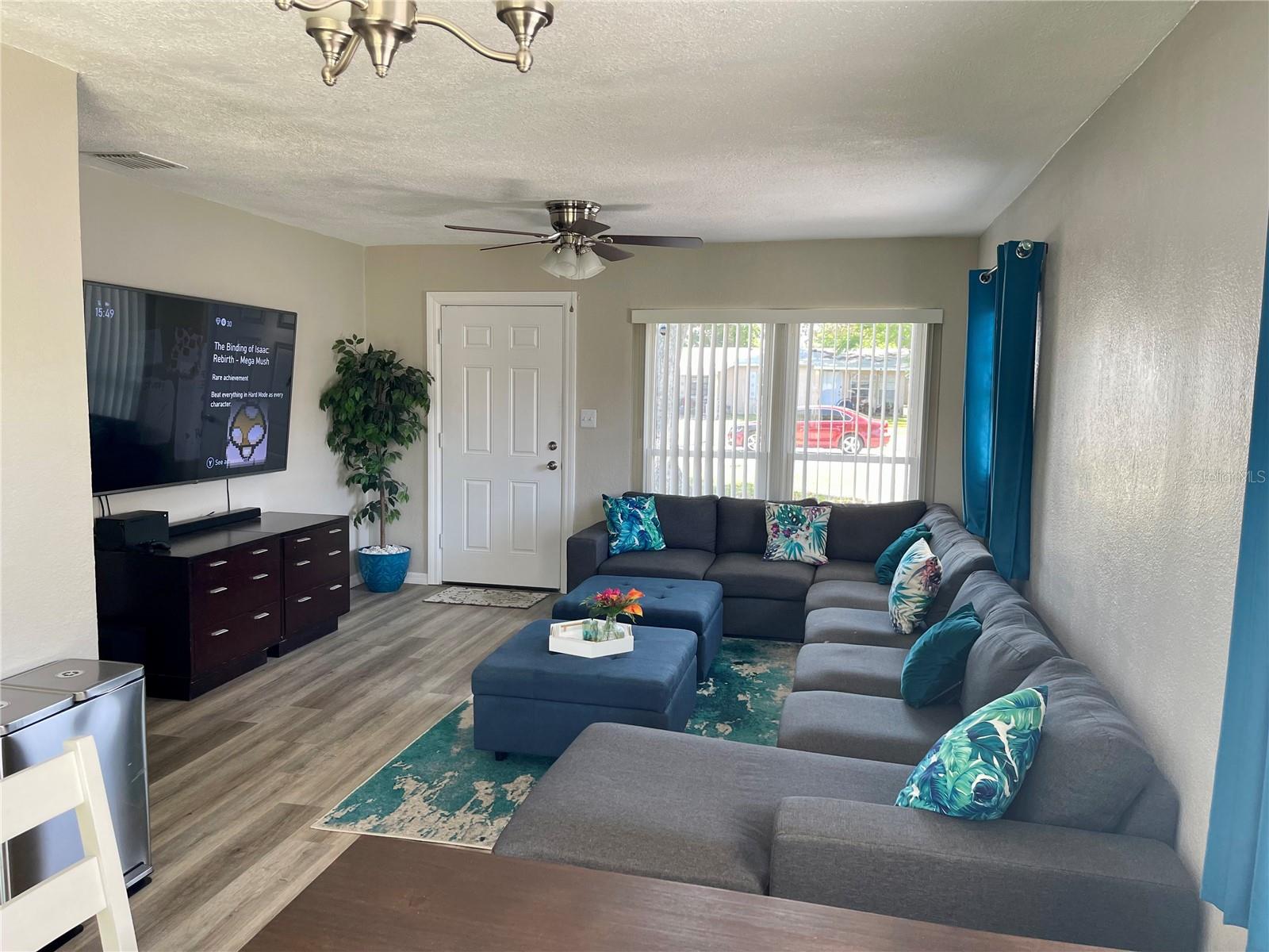 Image 2 of 12 For 5017 Ute Street