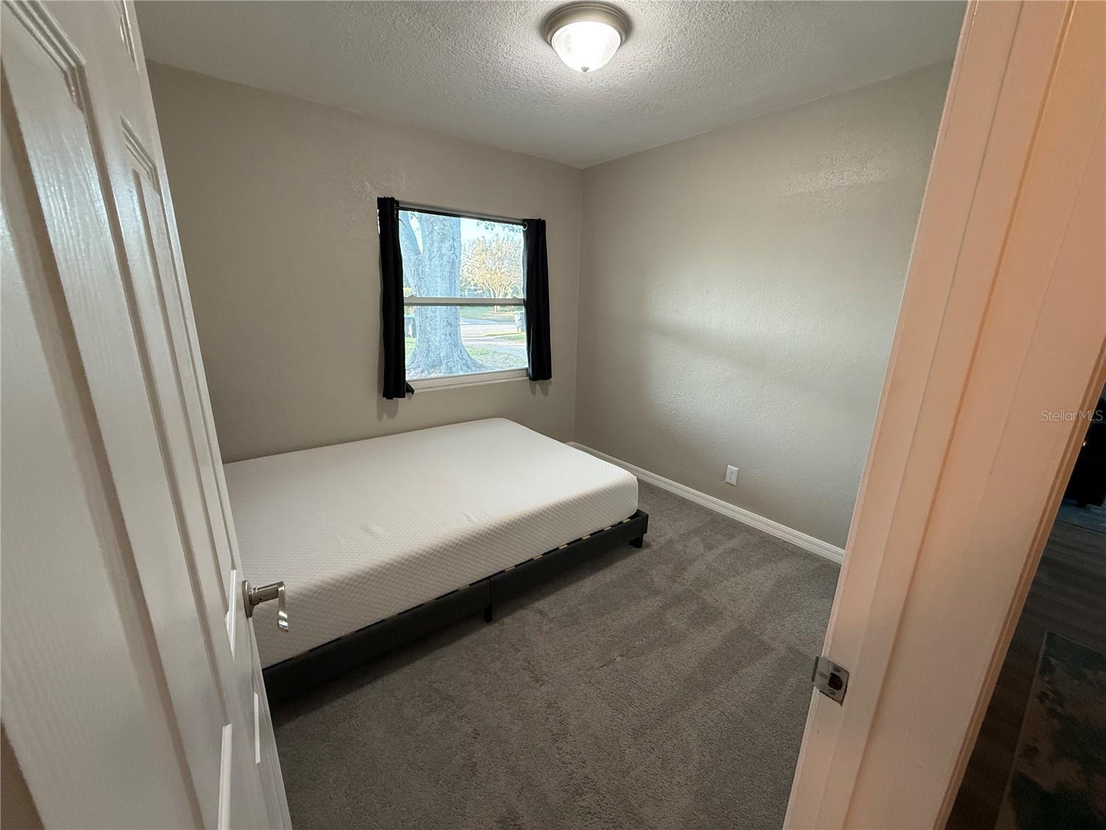 Image 6 of 12 For 5017 Ute Street