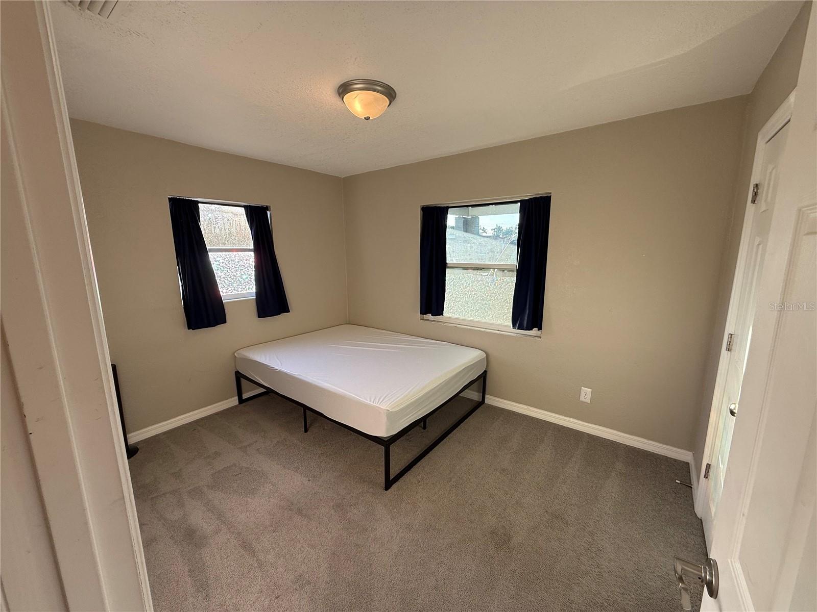 Image 7 of 12 For 5017 Ute Street