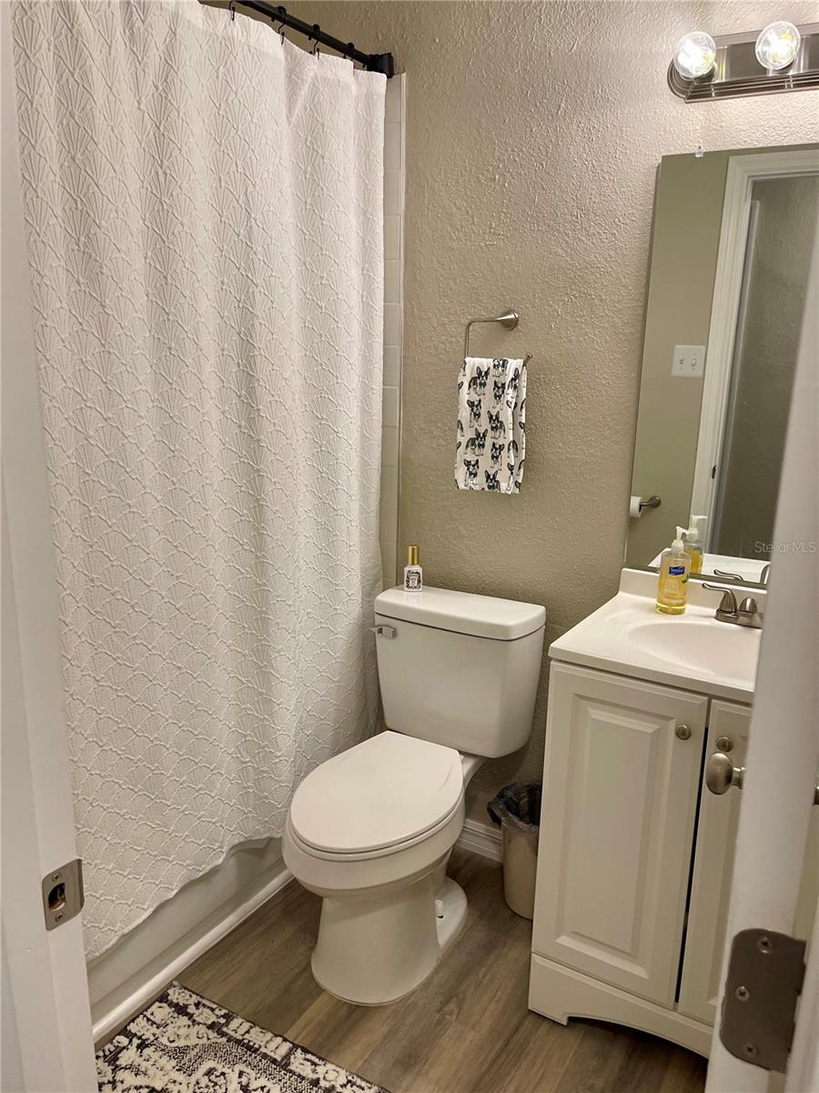 Image 8 of 12 For 5017 Ute Street