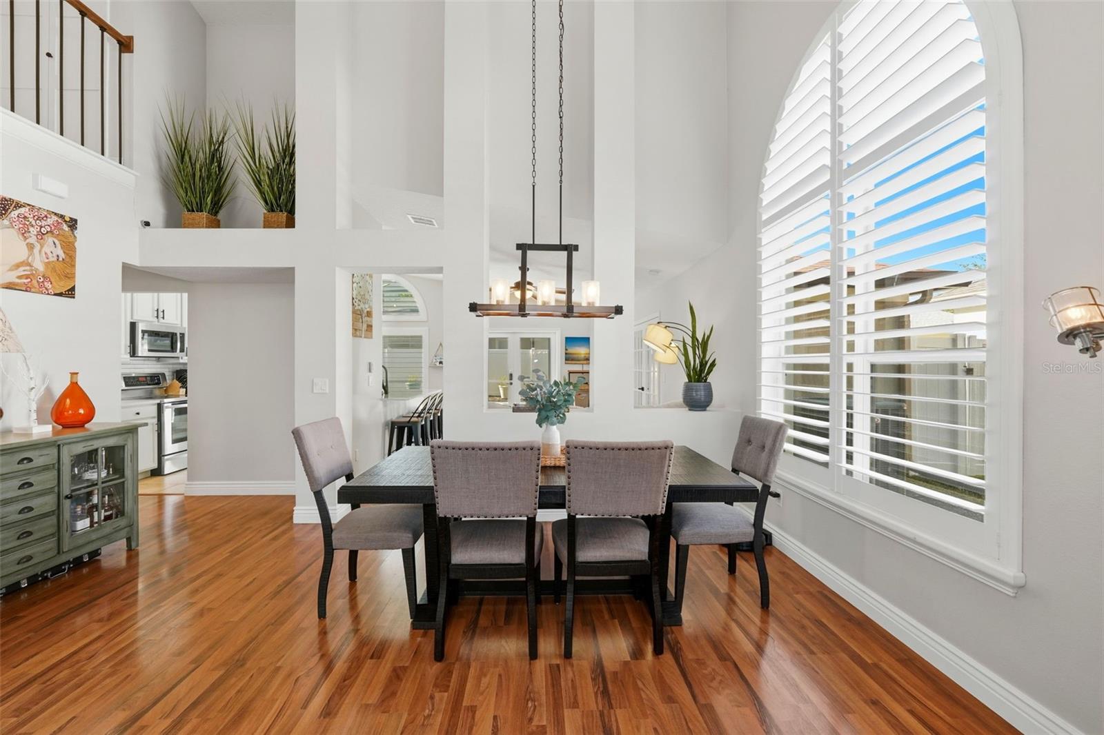 Image 11 of 51 For 10212 Facet Court