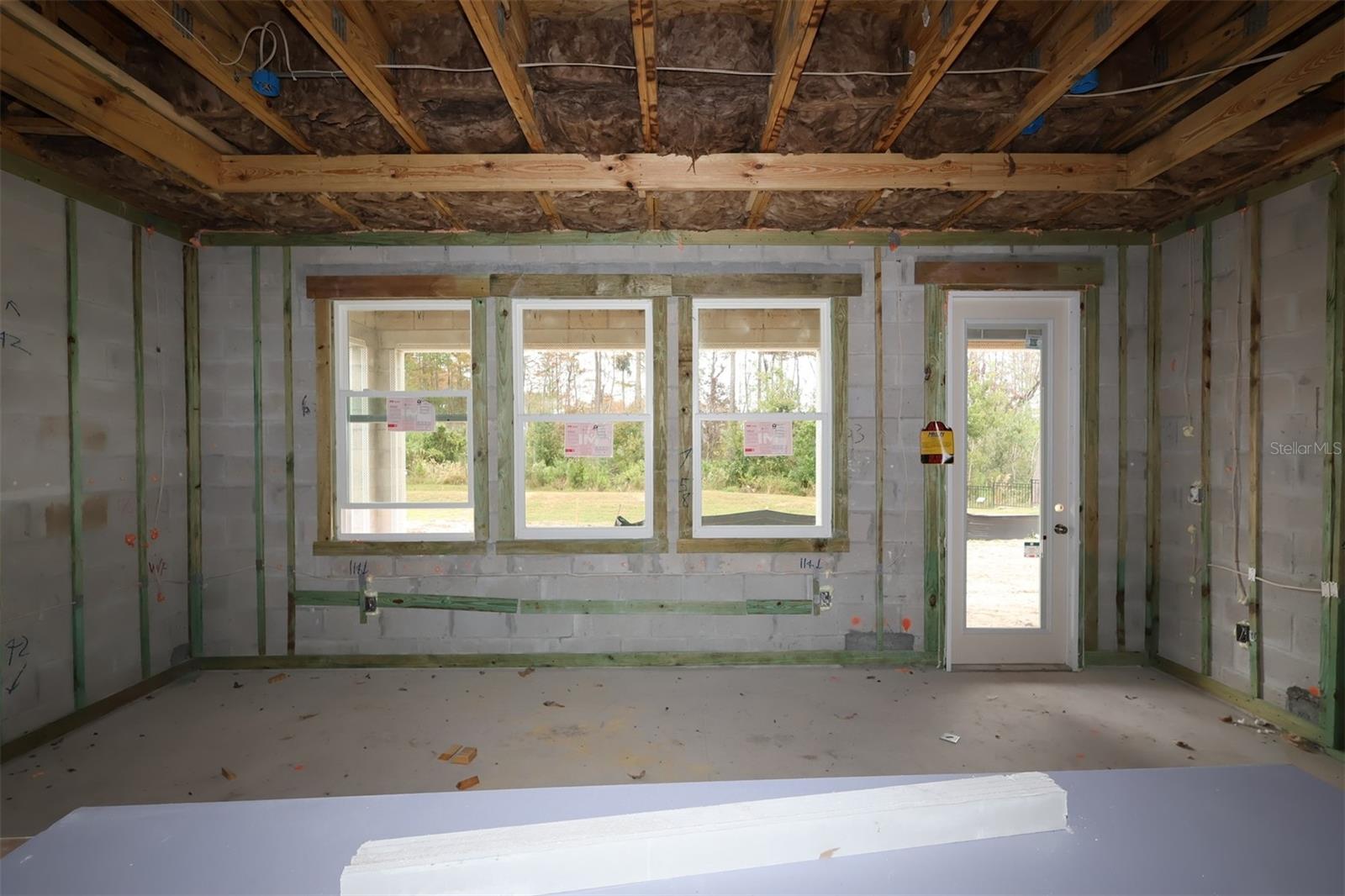 Image 14 of 17 For 17335 Glossy Pomelo Way