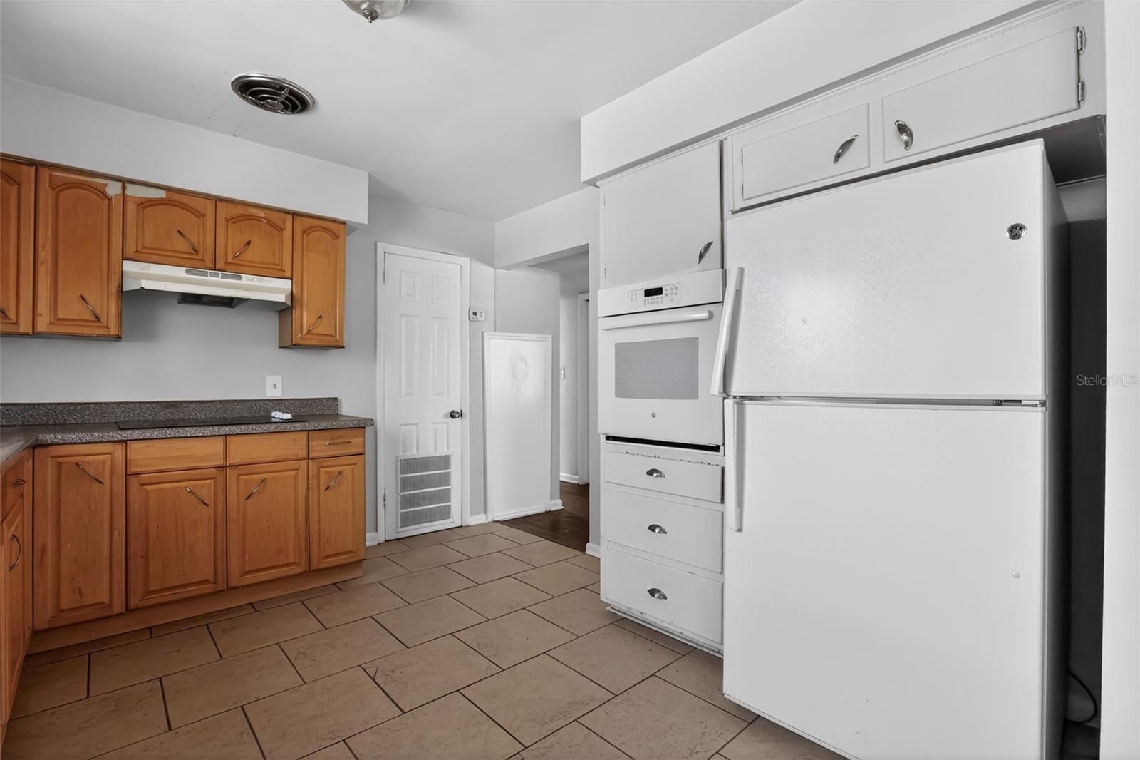 Image 10 of 31 For 2217 Owasso Court