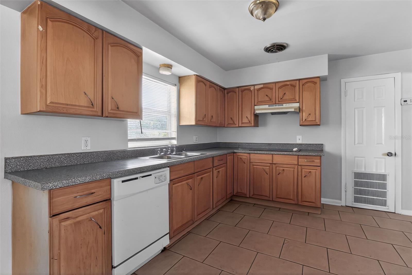 Image 11 of 31 For 2217 Owasso Court