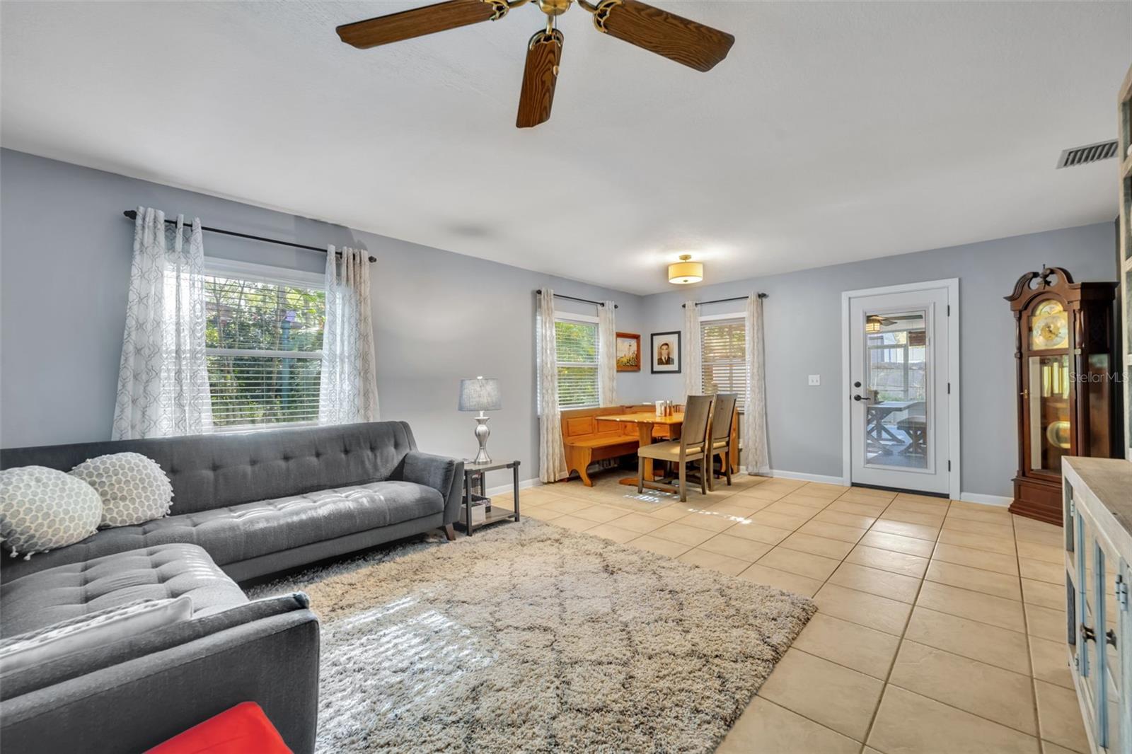 Image 11 of 26 For 25316 Glen Eagles Street