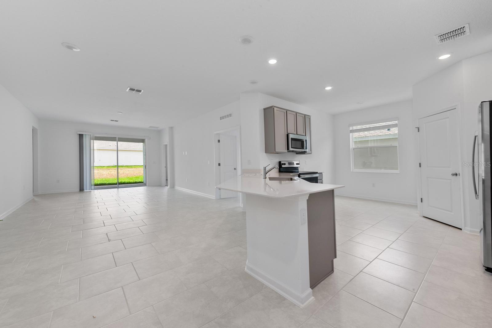 Image 6 of 29 For 1480 Peach Creek Drive