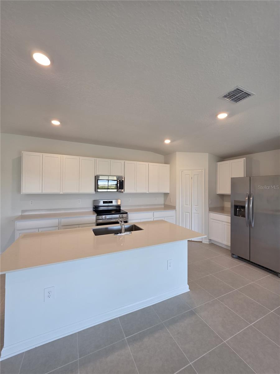 Image 4 of 28 For 3496 Chinotto Circle