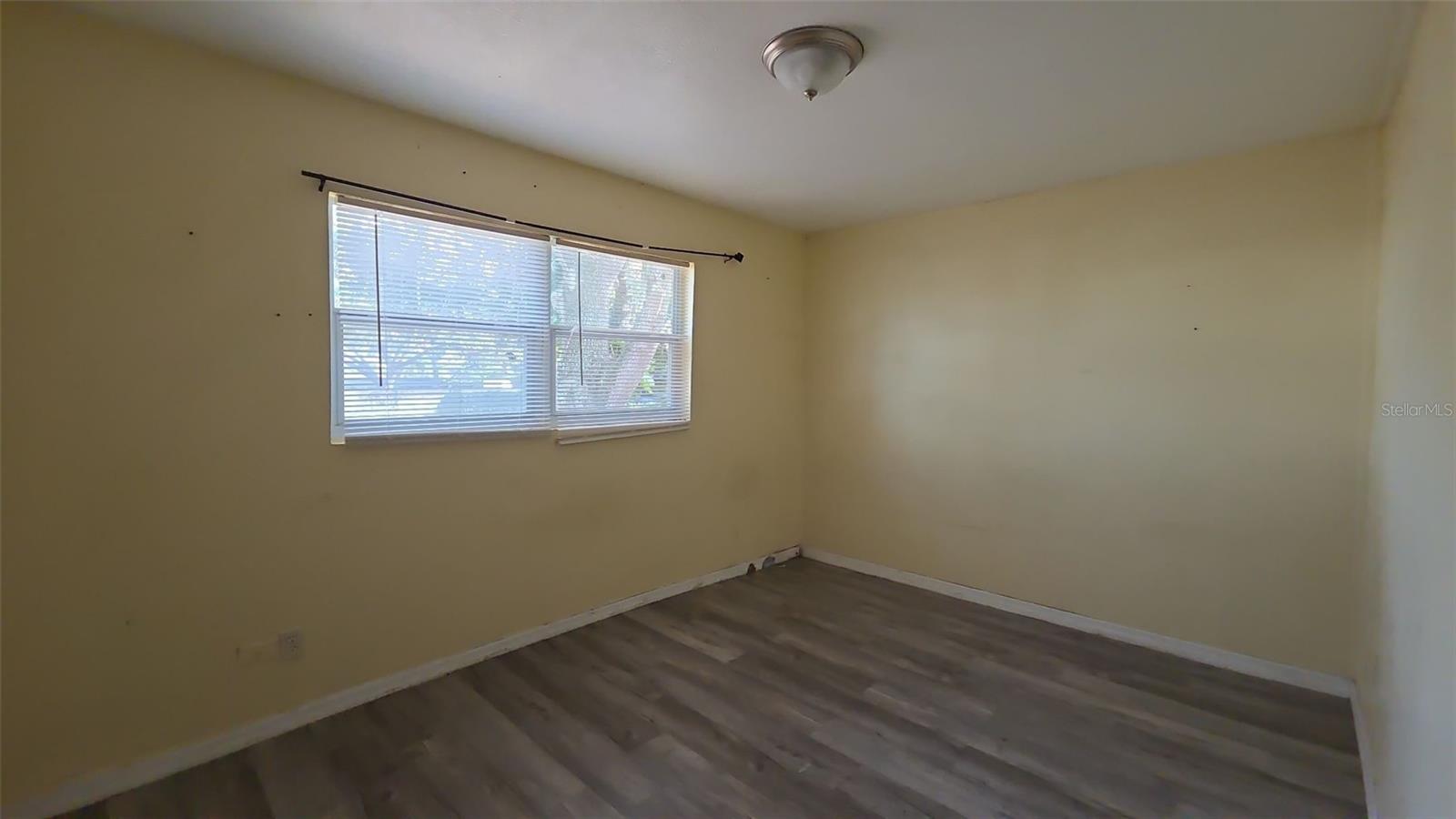 Image 5 of 17 For 38 Normandale Avenue