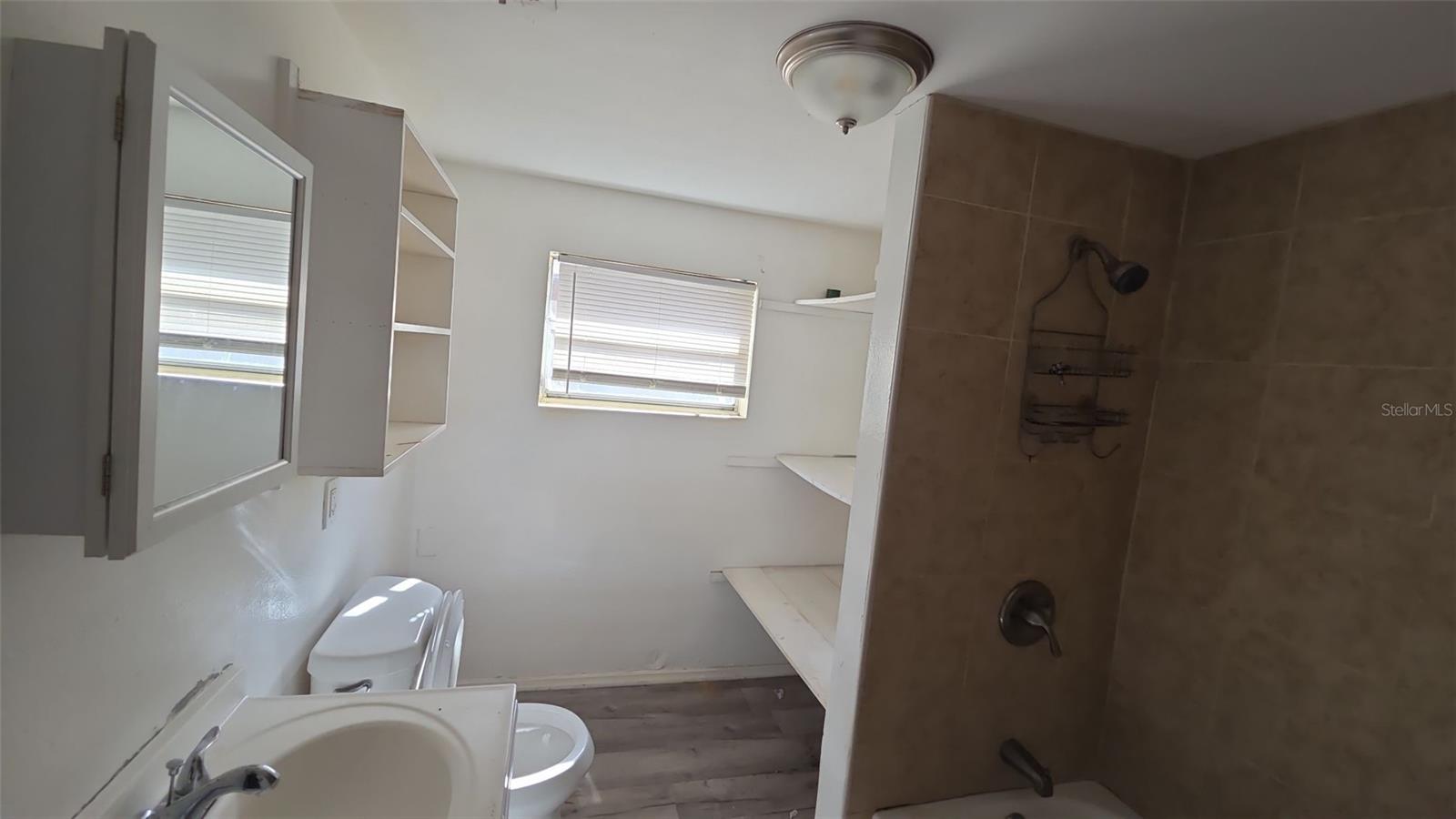 Image 8 of 17 For 38 Normandale Avenue