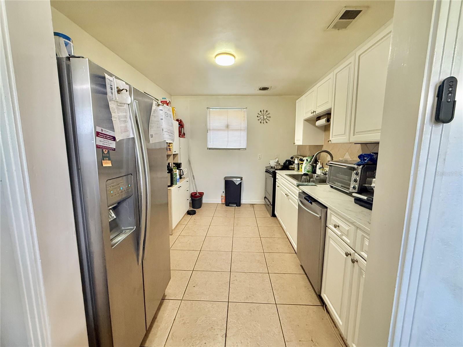 Image 4 of 20 For 6358 Claret Drive