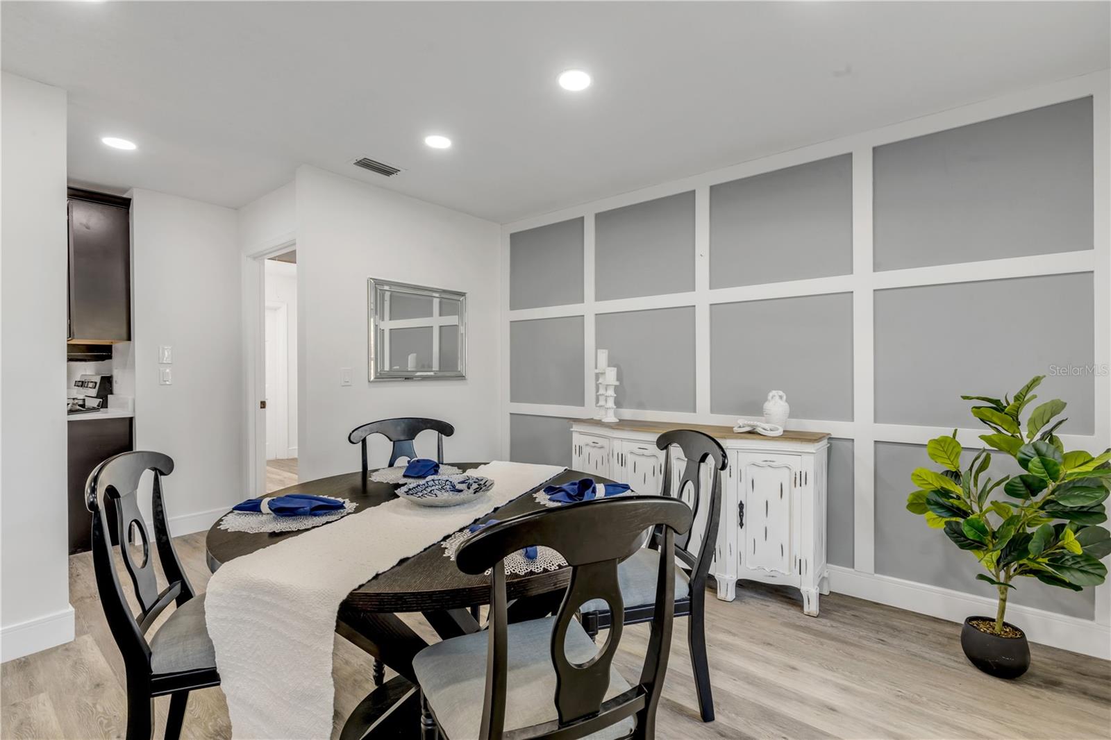 Image 11 of 54 For 2 Red Cedar Court