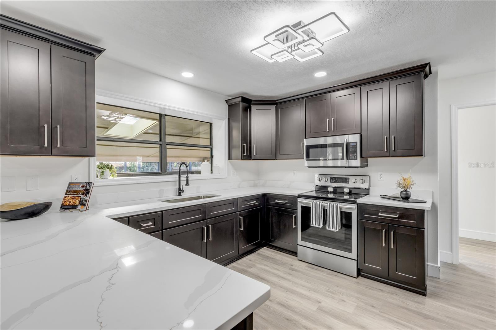 Image 15 of 54 For 2 Red Cedar Court