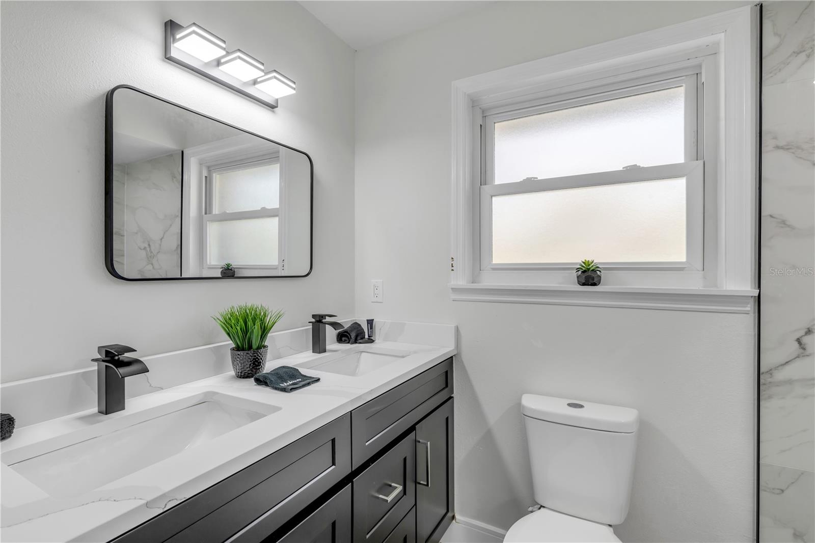 Image 32 of 54 For 2 Red Cedar Court