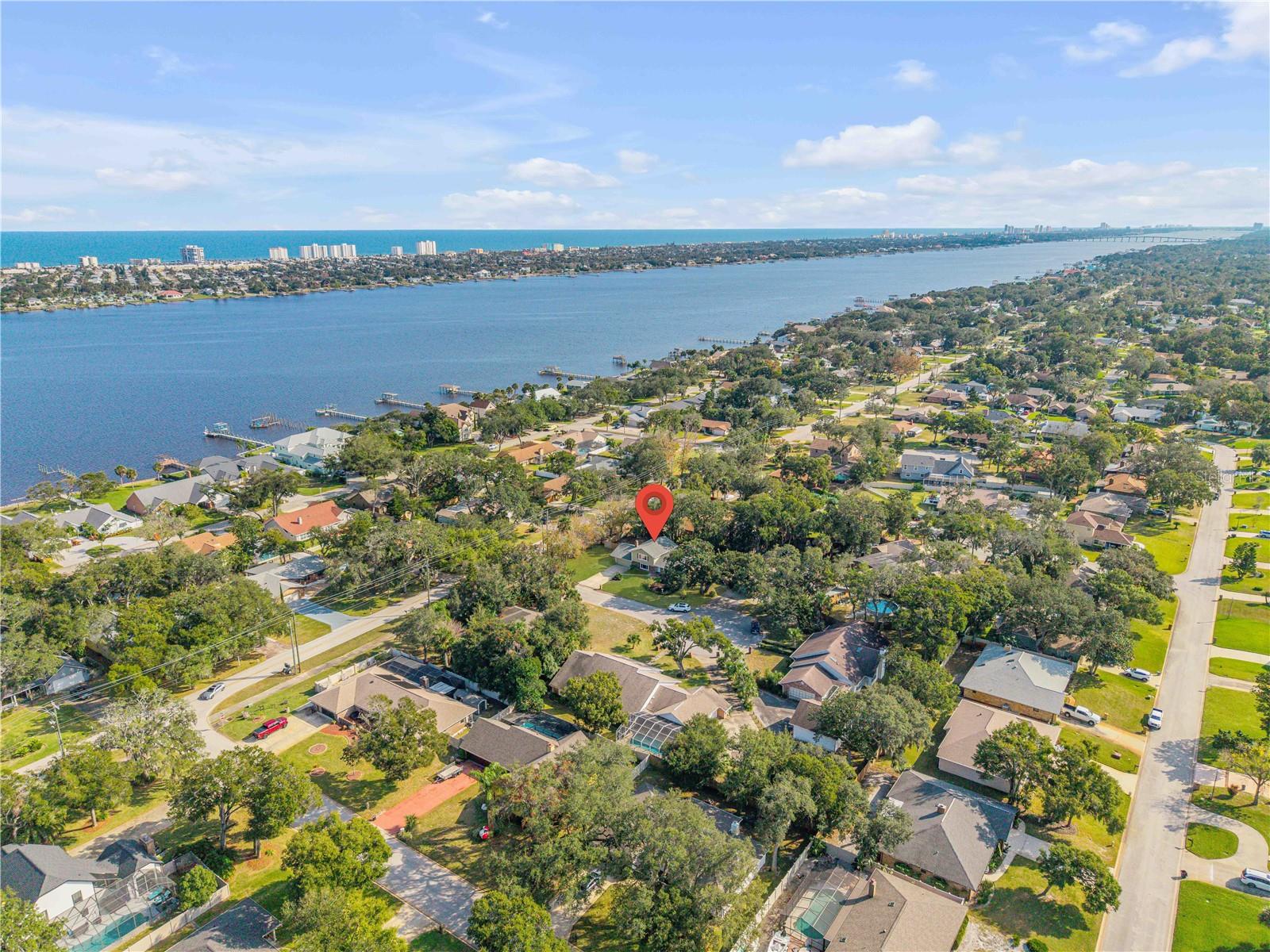 Image 5 of 54 For 2 Red Cedar Court