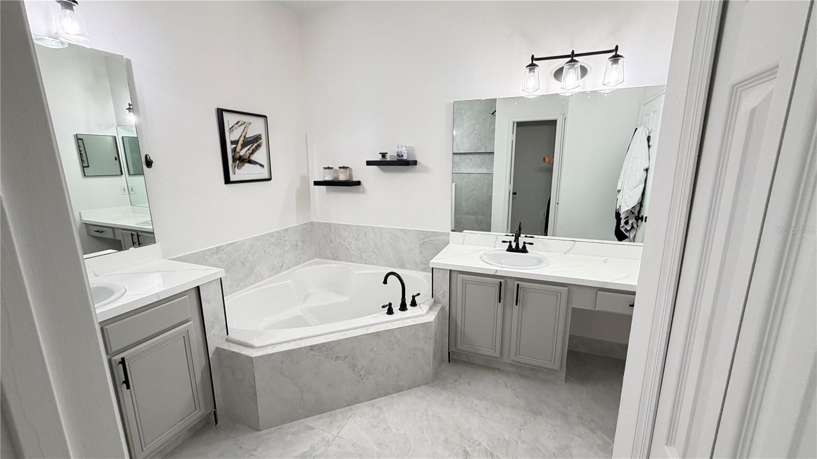 Image 16 of 60 For 14539 Saint Georges Hill Drive