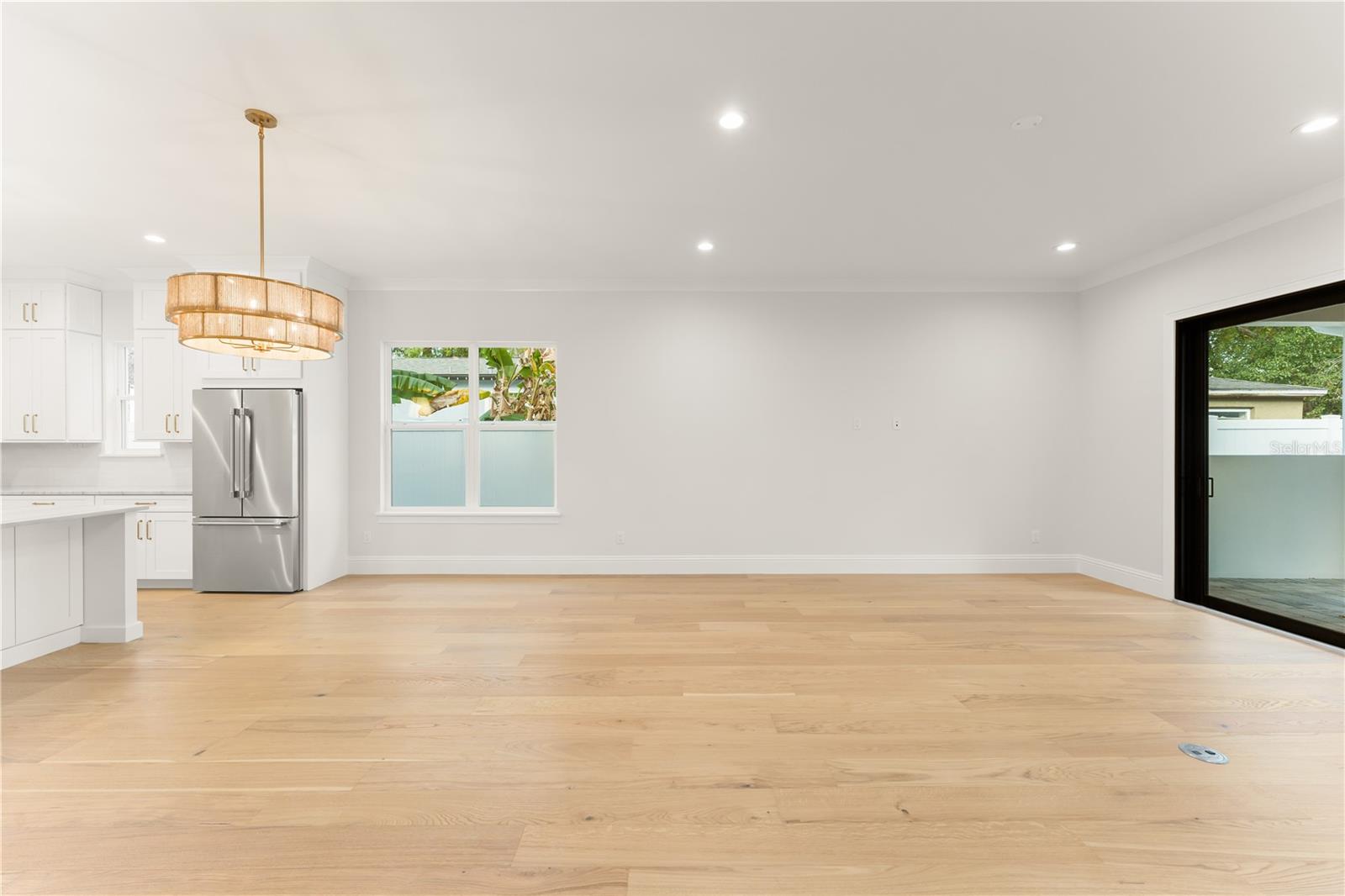 Image 17 of 52 For 119 Glenwood Avenue