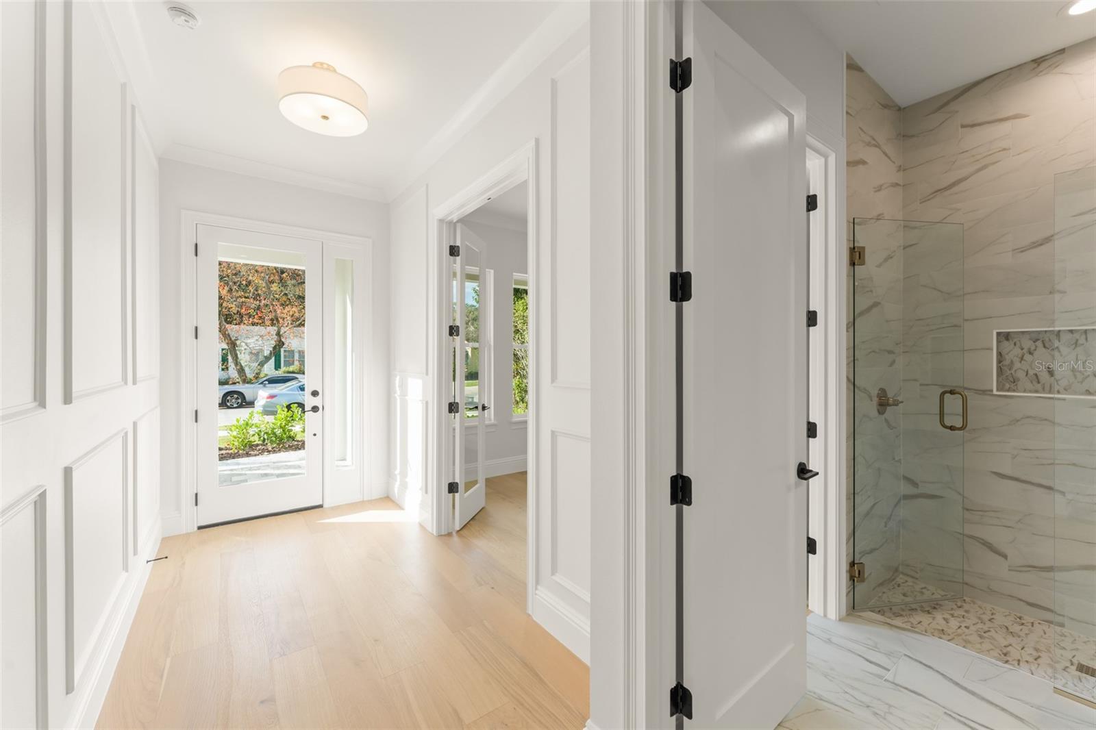 Image 3 of 52 For 119 Glenwood Avenue