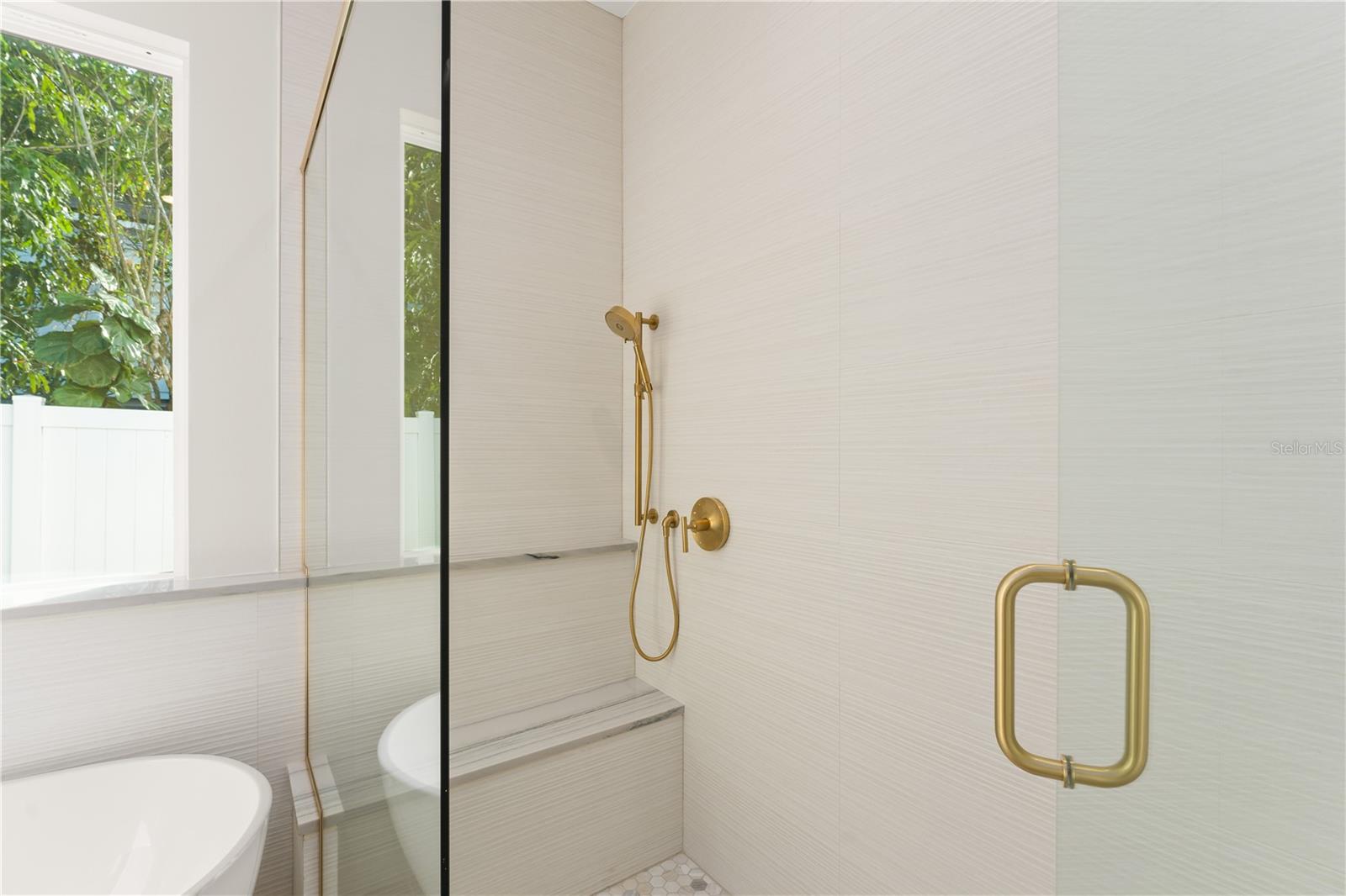 Image 31 of 52 For 119 Glenwood Avenue