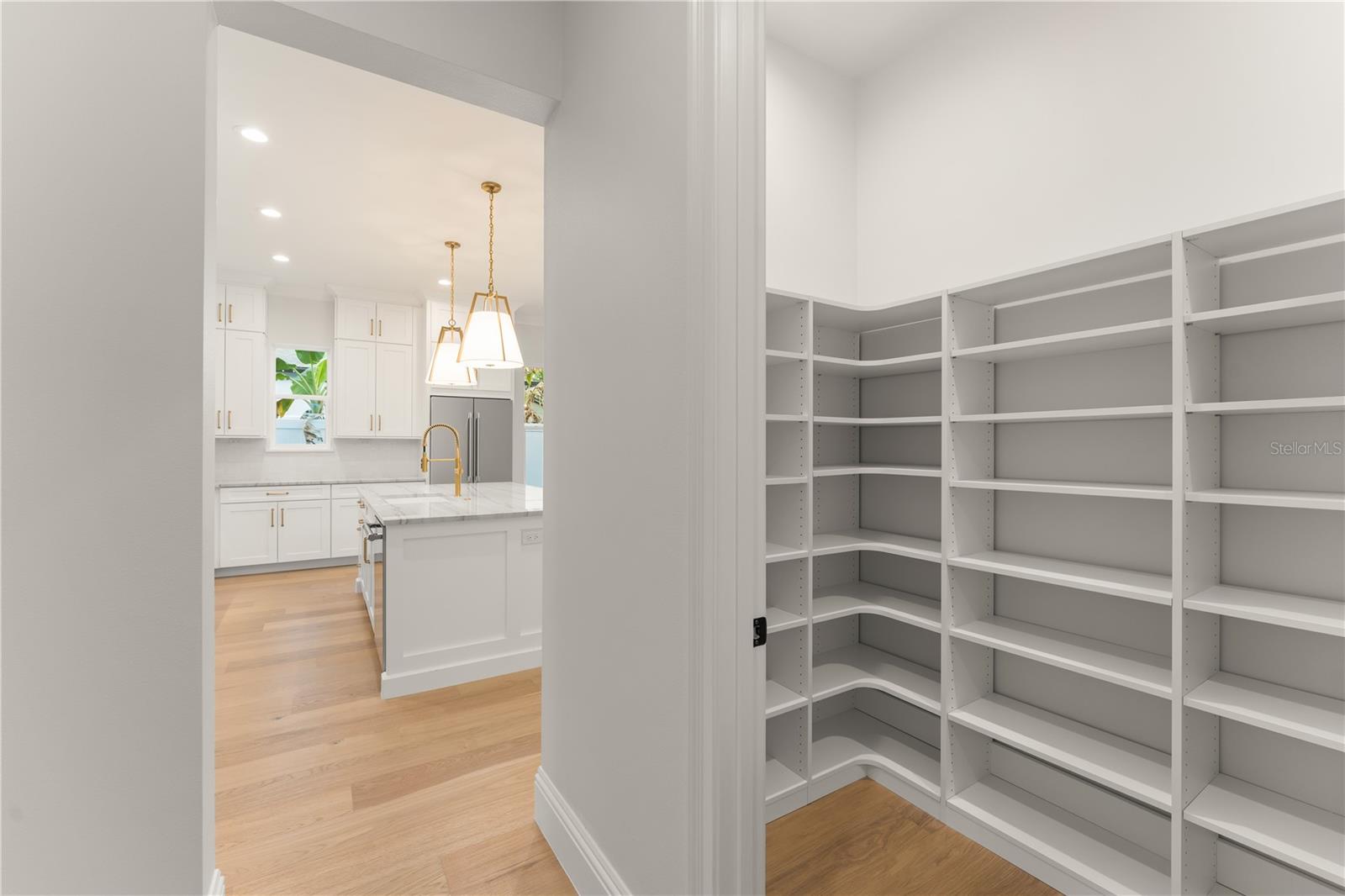 Image 42 of 52 For 119 Glenwood Avenue