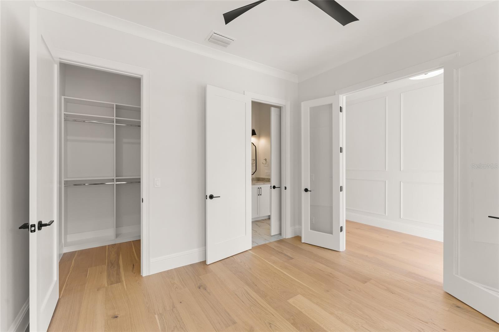 Image 6 of 52 For 119 Glenwood Avenue