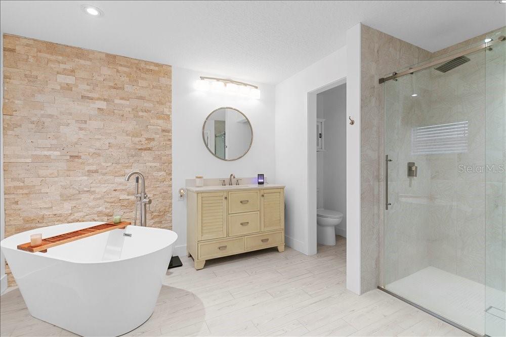 Image 22 of 38 For 30912 Fairvista Drive