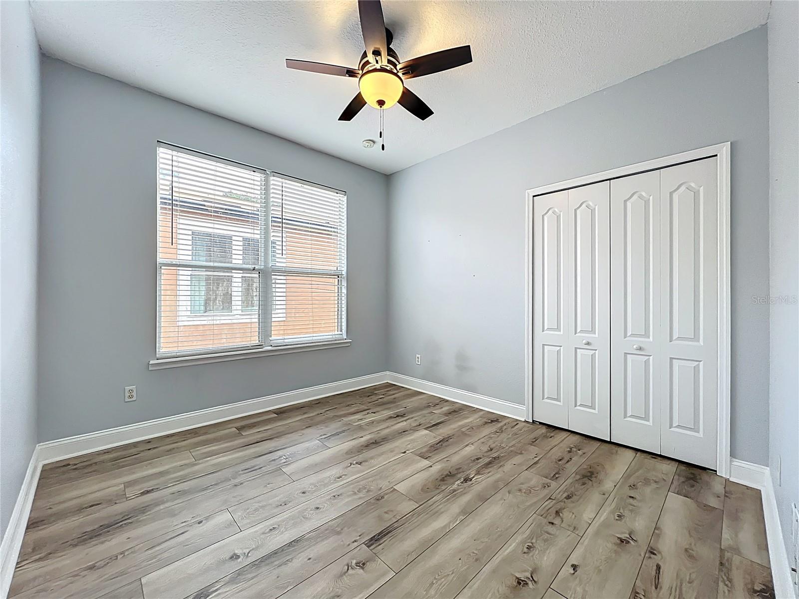 Image 27 of 33 For 2806 Washington Street S