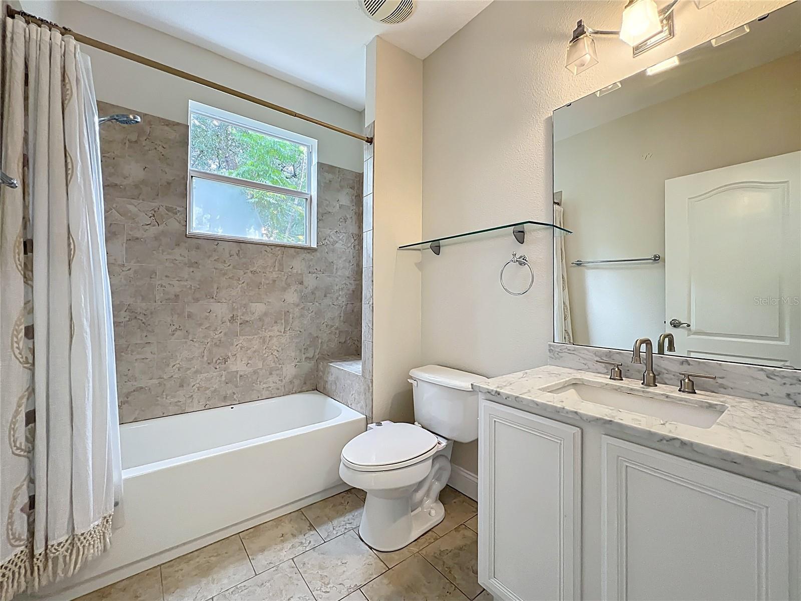 Image 28 of 33 For 2806 Washington Street S