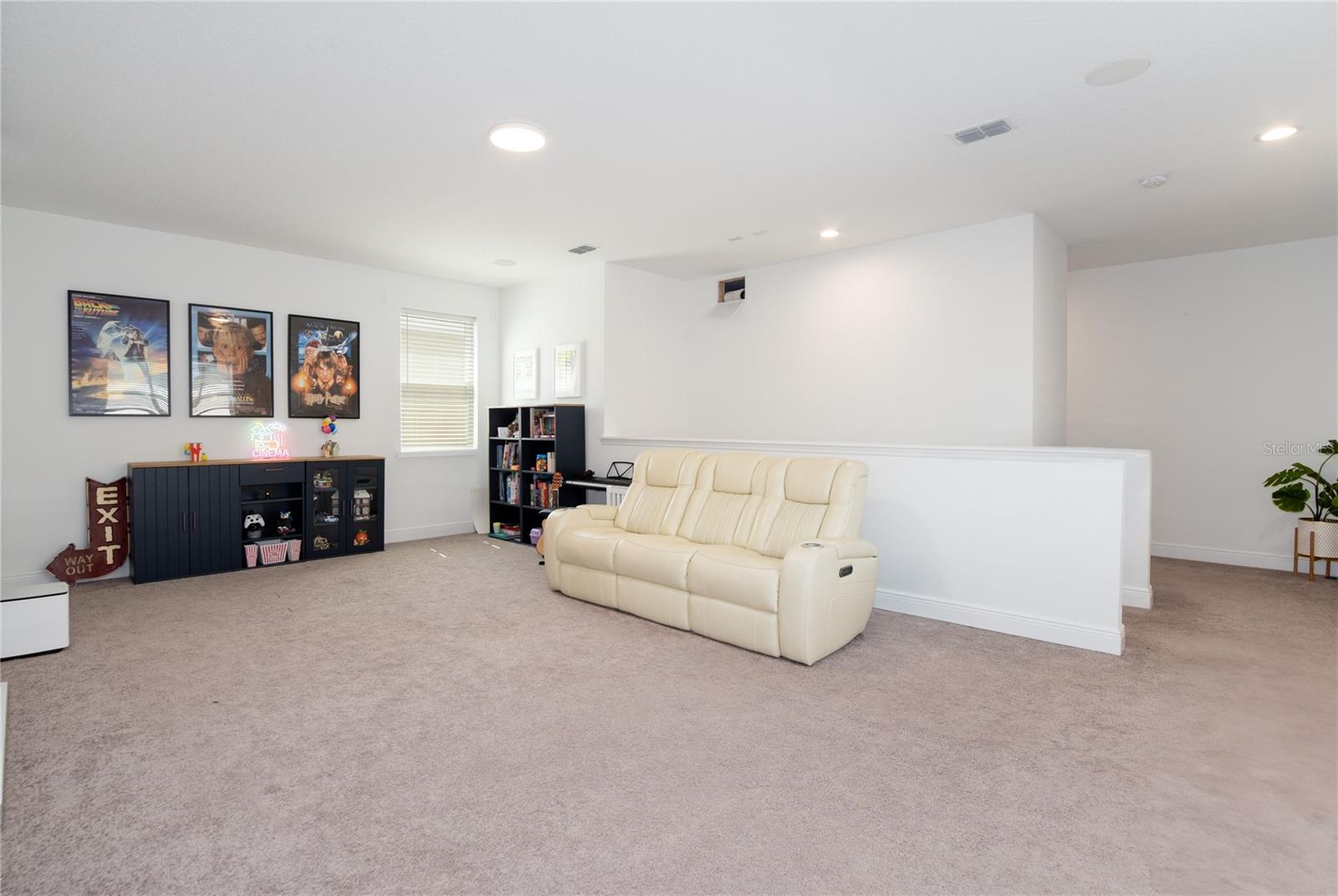 Image 17 of 36 For 15399 Gilligan Court