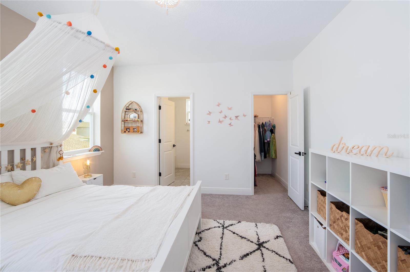 Image 18 of 36 For 15399 Gilligan Court