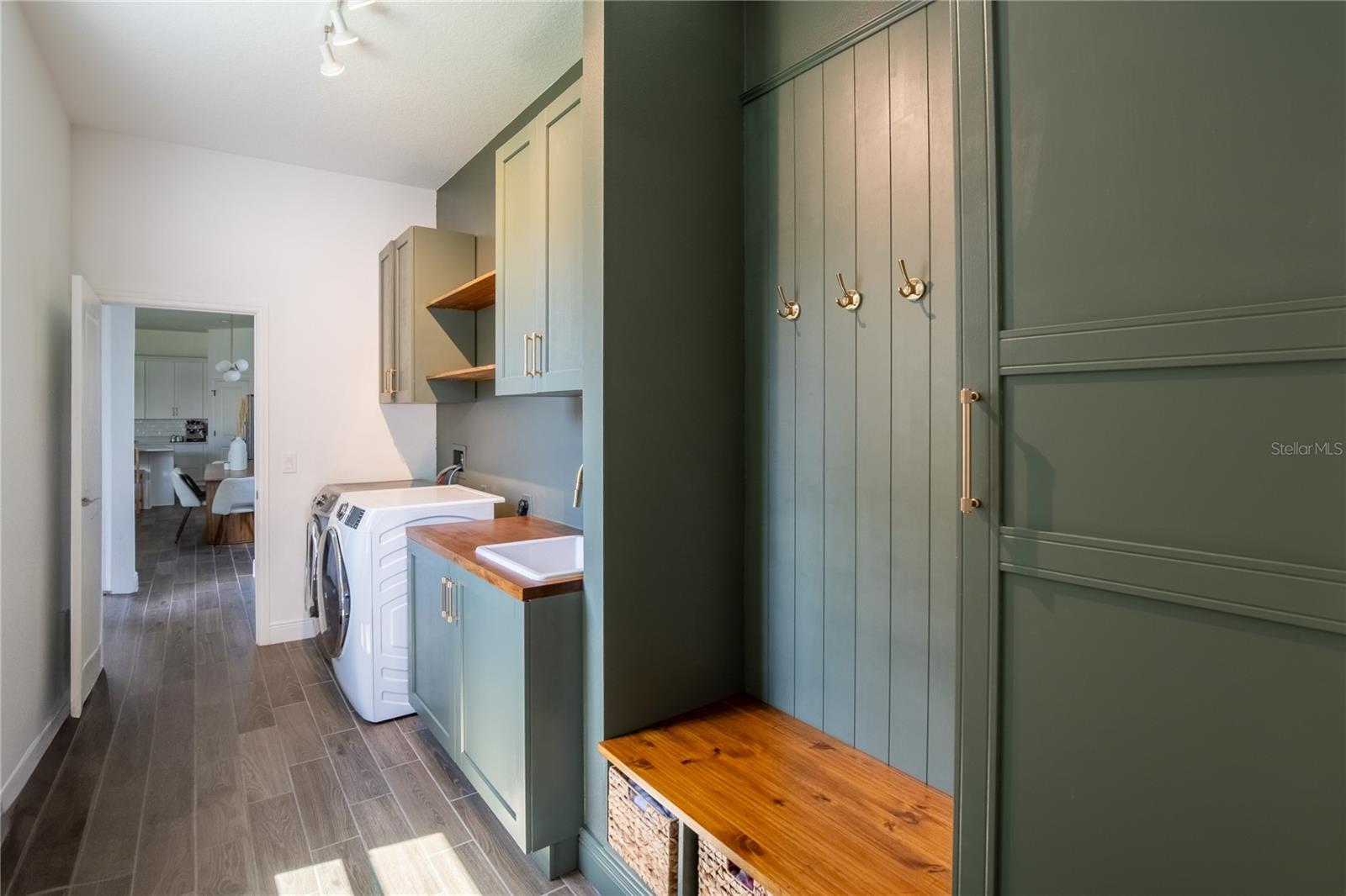 Image 26 of 36 For 15399 Gilligan Court