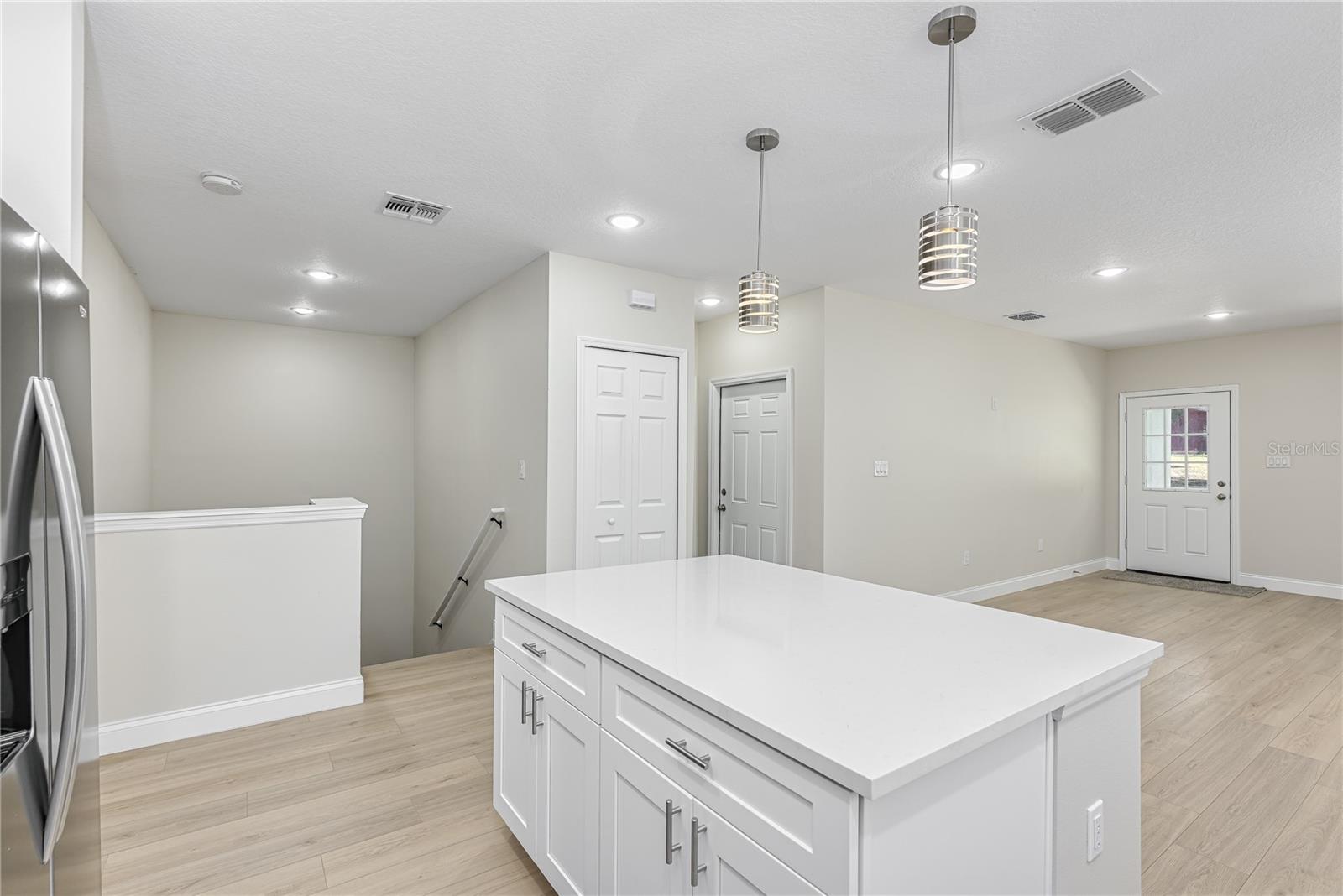 Image 11 of 29 For 504 Howry Avenue